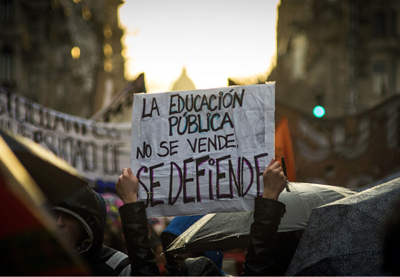 Imagen de Con la salud y la educación del pueblo no se jode